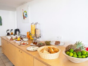 Dining - Elounda Garden Maxima Suite Beheiztes Schwimmbad by Interhome (Plaka)