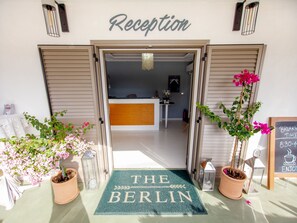 Lobby - mit Terrasse by Interhome (Asprovalta)