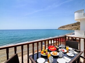 Outdoor dining - Atelier Myrtos Mare by Interhome (Myrtos)