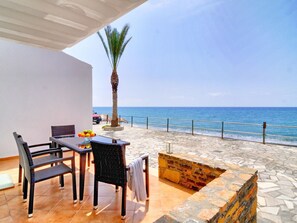 Outdoor dining - Atelier Myrtos Mare by Interhome (Myrtos)