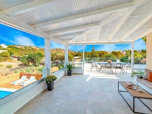 Outdoor dining - Etoile Villa Beheizter Pool by Interhome (Agios Nikolaos)