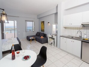 Interior - Wunderschöne Wohnung in Kato Gouves mit Parkplatz by Interhome (Analipsi-Hersonissos)