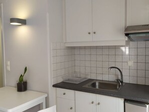Fridge, cookware/dishes/utensils - in Kato Gouves mit Gemeinschaftspool by Interhome (Analipsi-Hersonissos)