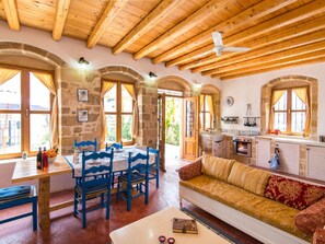 Fireplace - mit Barbecue in Ialyssos by Interhome (Ialyssos)