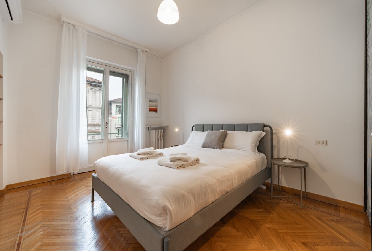 2 bedrooms, iron/ironing board