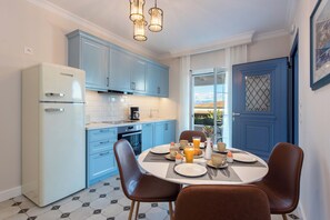 Comfort Apartment, 2 Bedrooms, Garden View | Private kitchen | Electric kettle - Nancy Suites (Kassiopi)