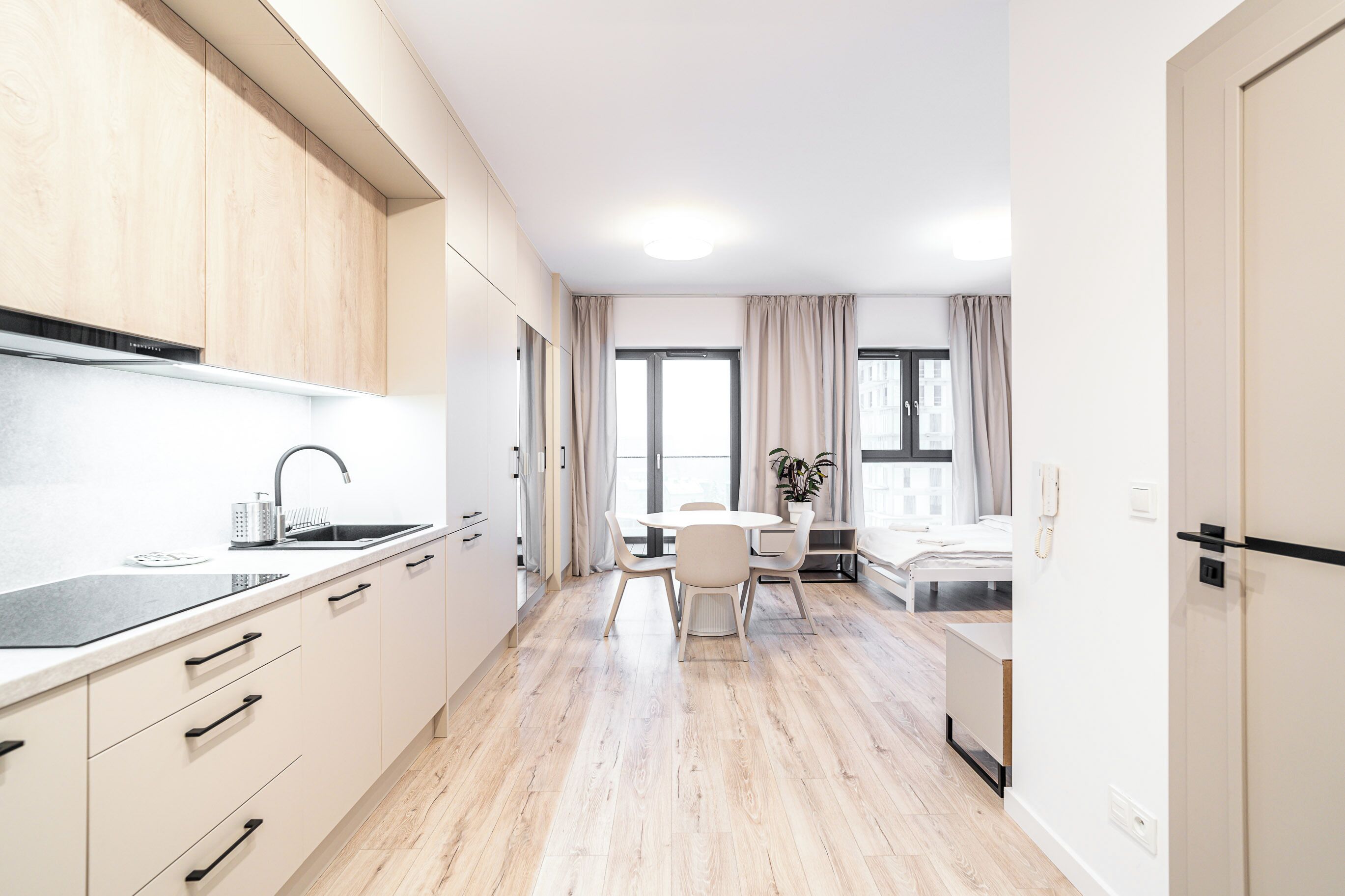 Studiosuite, Balkon | Eigene Kochnische