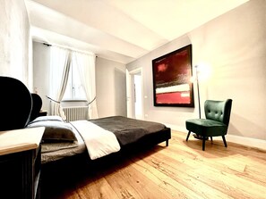 Bügeleisen/Bügelbrett, WLAN, Bettwäsche