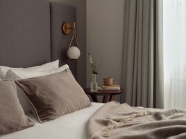 Classic Double Room | Premium bedding, pillow-top beds, in-room safe, laptop workspace