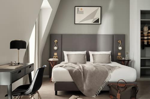 Superior Double Room, City View