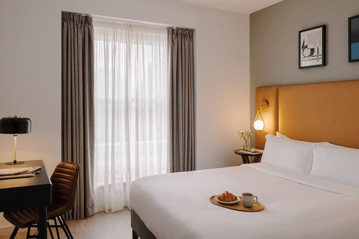 Classic Double Room | Laptop workspace, free WiFi