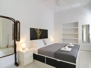 Internet - Wohnung "Zitronenbaum" mit Balkon by Interhome (Athen)