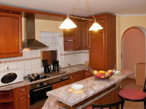 Fridge, microwave, dishwasher, cookware/dishes/utensils - Hochwertiges Ferienhaus Steffi mit Terrasse by Interhome (Balatonbereny)