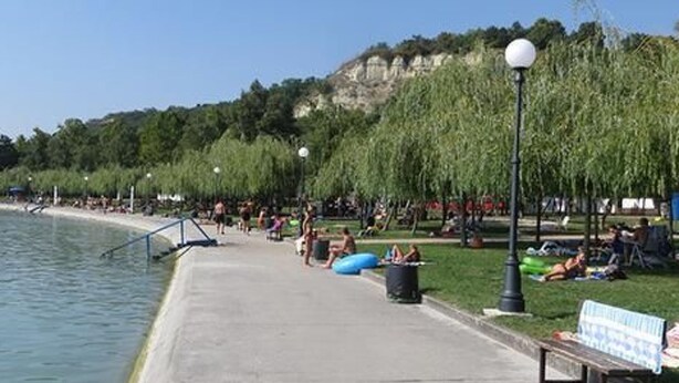 Strand