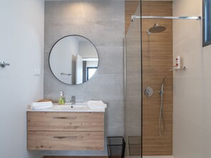 Towels - Ferienvilla "Isaac" mit Whirlpool by Interhome (Gaula)