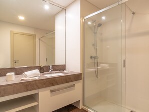 Towels - für 6 Personen ca. 120 m² in São Martinho, Madeira (Südküste von Madeira) by Interhome (Madeira/Funchal)