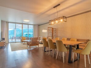 Dining - für 6 Personen ca. 120 m² in São Martinho, Madeira (Südküste von Madeira) by Interhome (Madeira/Funchal)