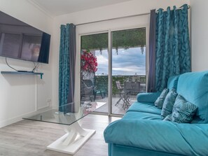 TV - Ajuda Gardens Wohnung by Interhome (Madeira/Funchal)
