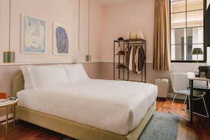 Compact Room | Desk, laptop workspace, iron/ironing board, free WiFi - Bob W Florence Santa Croce (Florence)