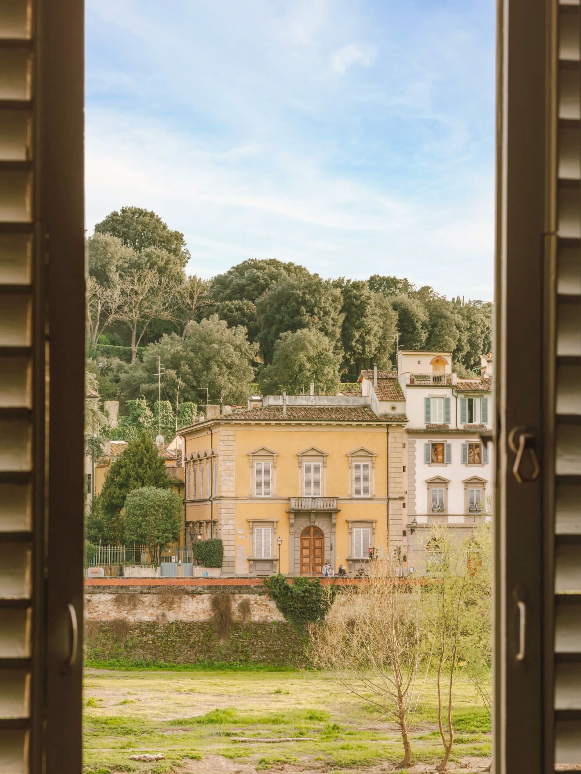 書桌、手提電腦工作空間、熨斗/熨衫板、免費 Wi-Fi