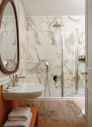 Hair dryer, towels, soap, shampoo - Bob W Florence Santa Croce (Firenze)