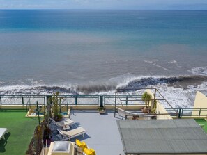 Terrace/patio - Charmante Penthouse-Wohnung in by Interhome (Madeira/Funchal)