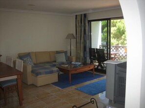 TV, fireplace - Pine Sun Park by Interhome (Albufeira)