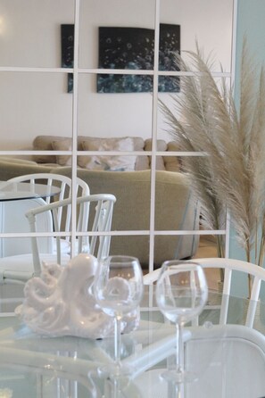 Interior - Rustikales, erschwingliches Sommerhaus in Strandnähe by Interhome (Porches)
