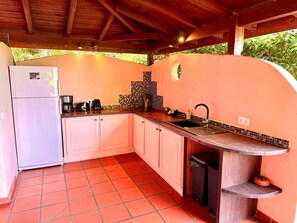 Fridge, microwave, cookware/dishes/utensils - Villa Nature Bay by Interhome (Deshaies)