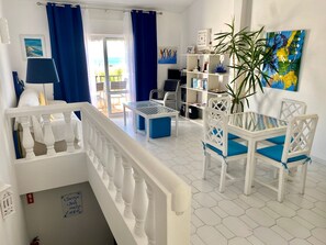 Interior - Zentrales Ferienhaus mit bezauberndem Meerblick by Interhome (Bensafrim)