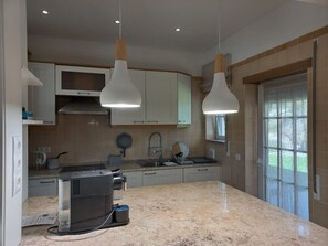 Fridge, microwave, oven, dishwasher - Haus in Praia Pedras Del Rey mit 3 Pools 4 by Interhome (Obidos)