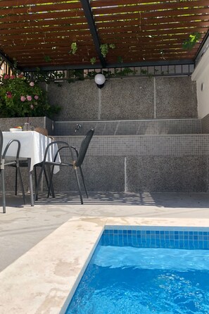 Outdoor dining - Casa Divani Apartment mit Pool für einen angenehmen Aufenthalt by Interhome (Mostar)