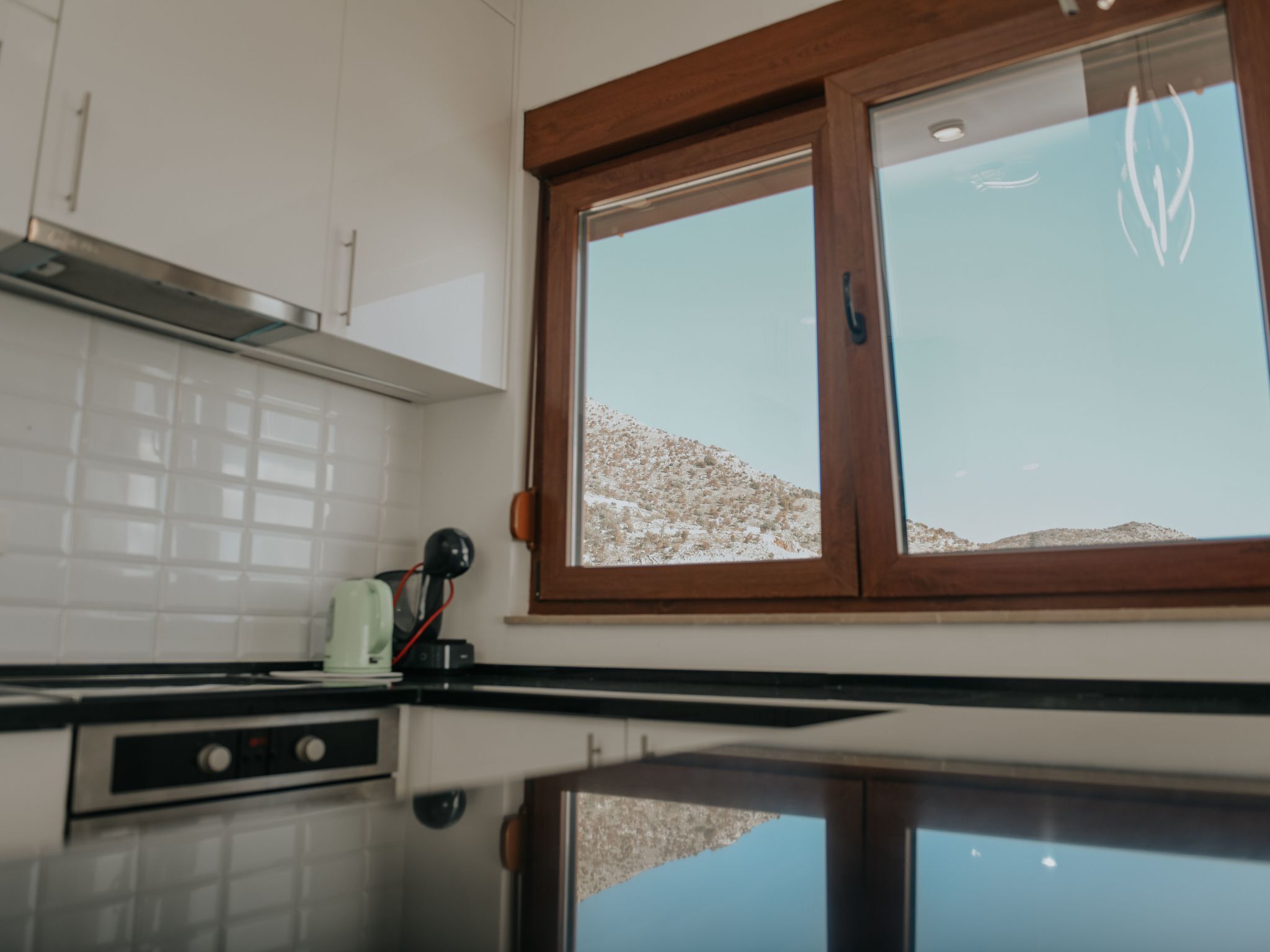 Kühlschrank, Ofen, Geschirrspüler, Kochgeschirr/Geschirr/Besteck