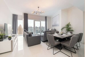 Interior - Free housekeeping visits during your stay - StayShort - Bright 2BR Apartment with Marina Views Sleeps 6 (Dubai Marina)