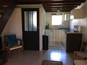 Fridge, microwave, oven, dishwasher - mit Terrasse by Interhome (Le Carbet)
