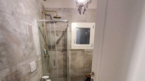 Appartement, uitzicht op meer | Badkamer