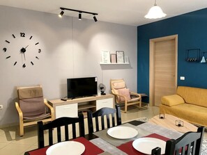 TV - in Zona1 mit Garten by Interhome (Tirana)