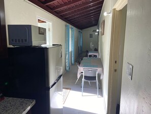 Dining - 3-Schlafzimmer-Wohnung in Ramparts in der N ähe des Flughafens by Interhome (Belleair)