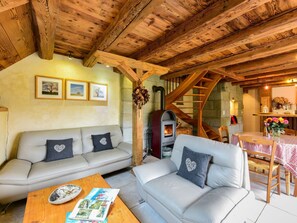 TV, fireplace, DVD player - Wohnung "Gite du saladin" by Interhome (Val de Fier)