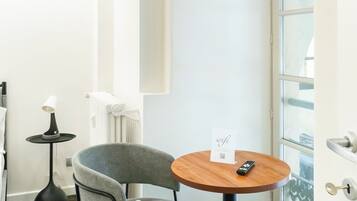 Superior-Doppelzimmer | Bügeleisen/Bügelbrett