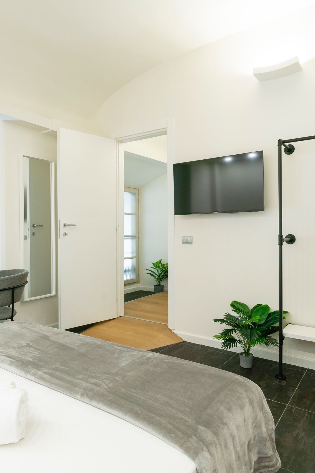 Superior Double Room | Iron/ironing board