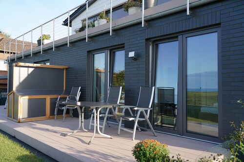 Pamir - Schleiblick, Terrasse, Garten, Induktionsherd, Fliegengitter, Stellplatz