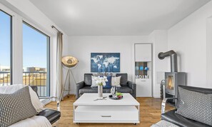 TV, fireplace, stereo - BlueLounge - First row by the water, infrared sauna, beach chair, private parkin (Olpenitz)