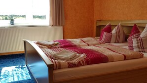 Room - Ferienzimmer by Interhome (Lauscha)