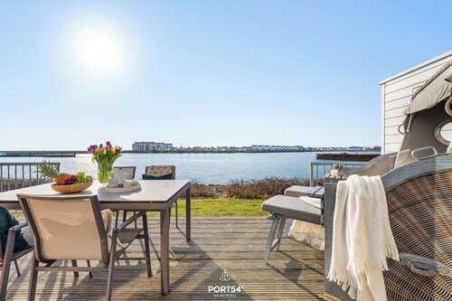 Landungsbrücke 22 - 1st row by the water, infrared cabin, terrace, beach chair