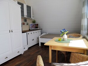 Interior - Ferienzimmer by Interhome (Ostseebad Zingst)