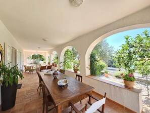 Outdoor dining - Zimmer für 2, mit Terrasse und Meerblick, ohne Küche by Interhome (Novi Vinodolski)