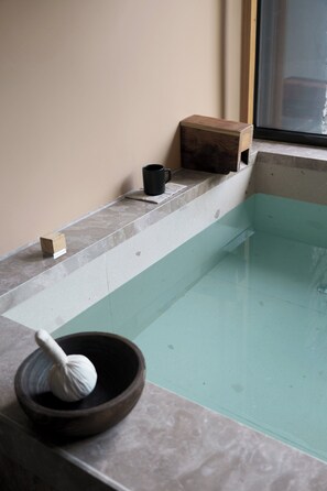 Junior Suite | Free minibar, desk, blackout drapes, iron/ironing board - Chongqing Jinfo Cloudhaus Boutique Hotel (Chongqing)