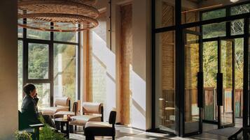 Sala de estar en el lobby