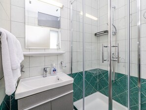 Towels - Budget Doppelzimmer by Interhome (Krk/Milohnići)